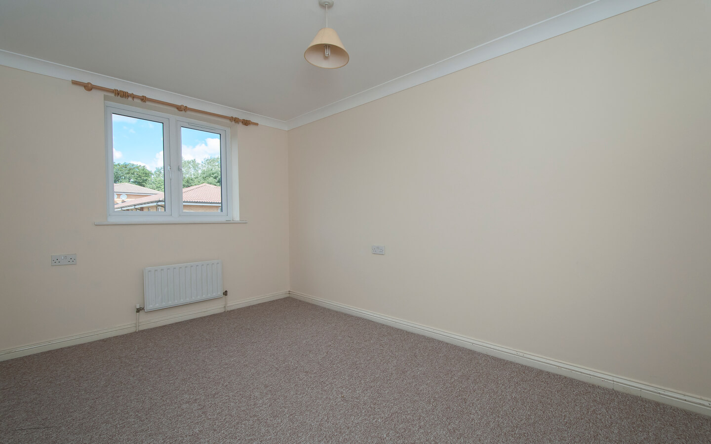 4 Bedroom House For Rent - Hackney - London