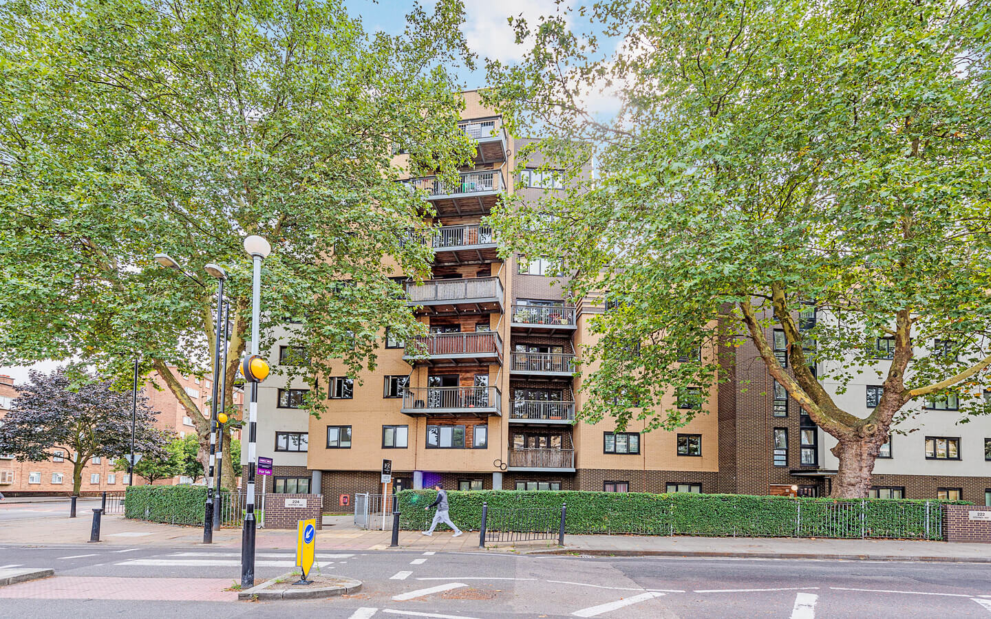 2 Bedroom Flat For Rent Hackney London