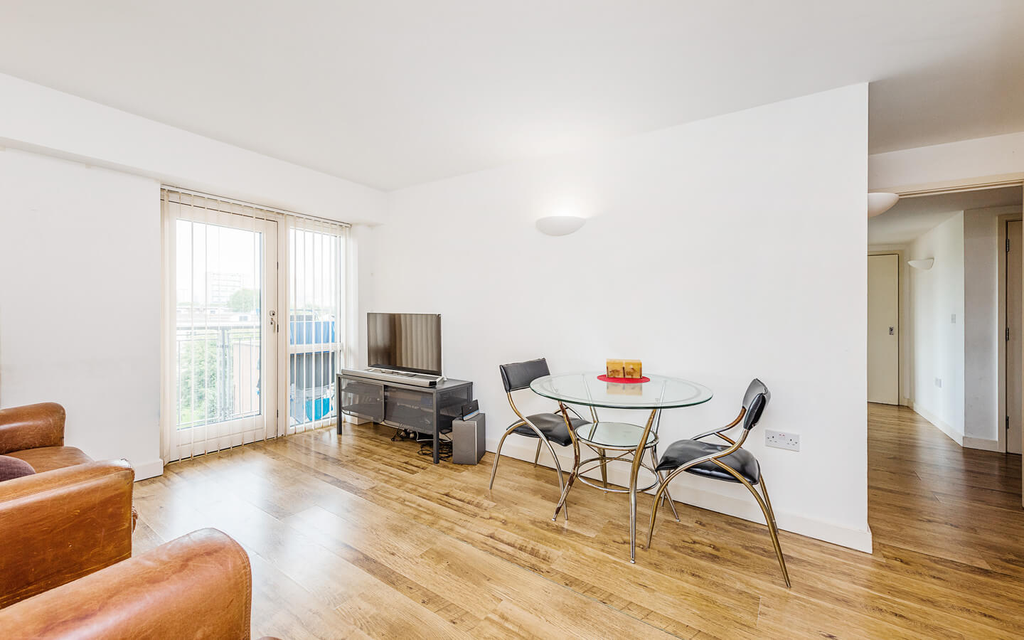 2 Bedroom Flat For Rent Hackney London