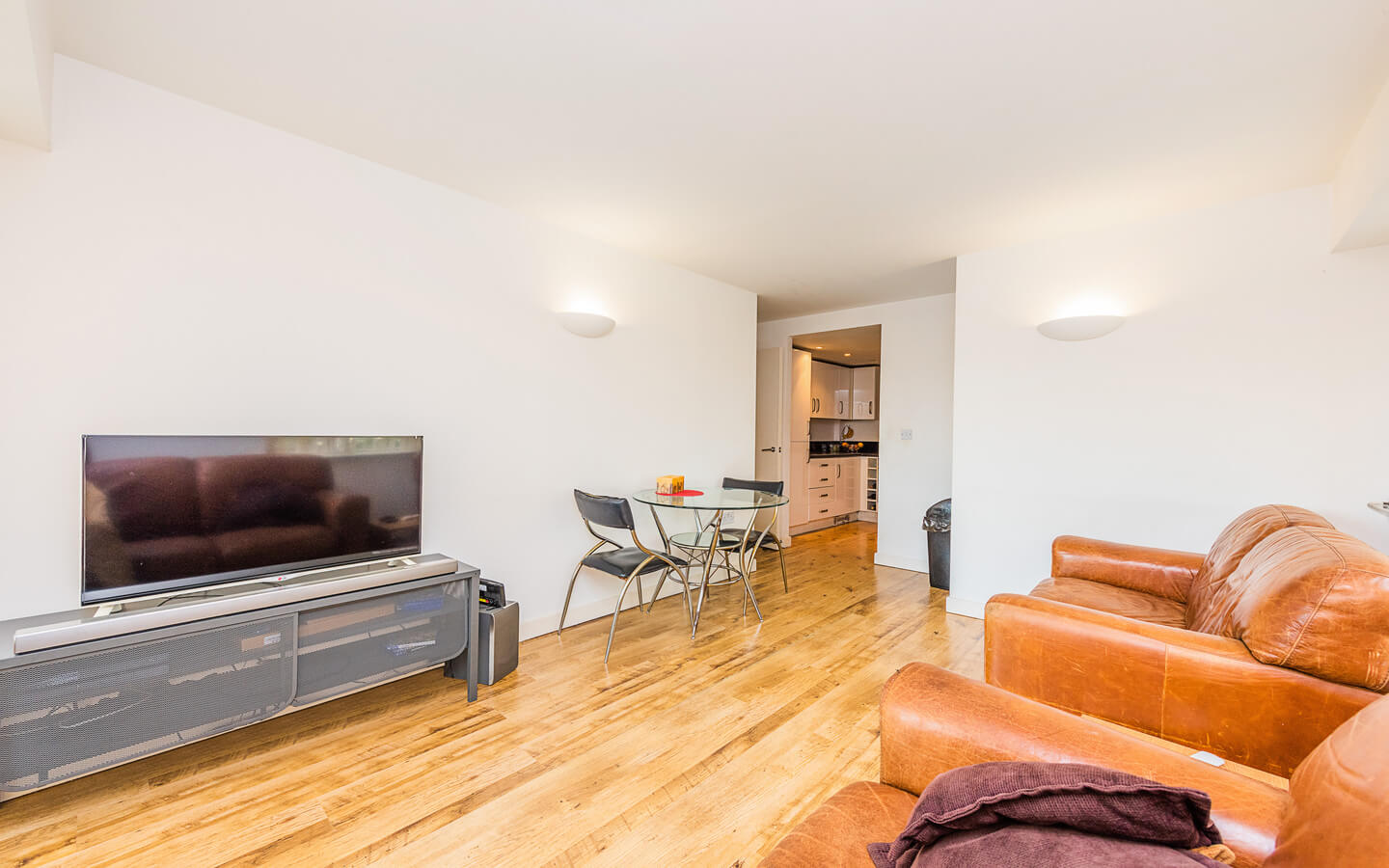 2 Bedroom Flat For Rent Hackney London
