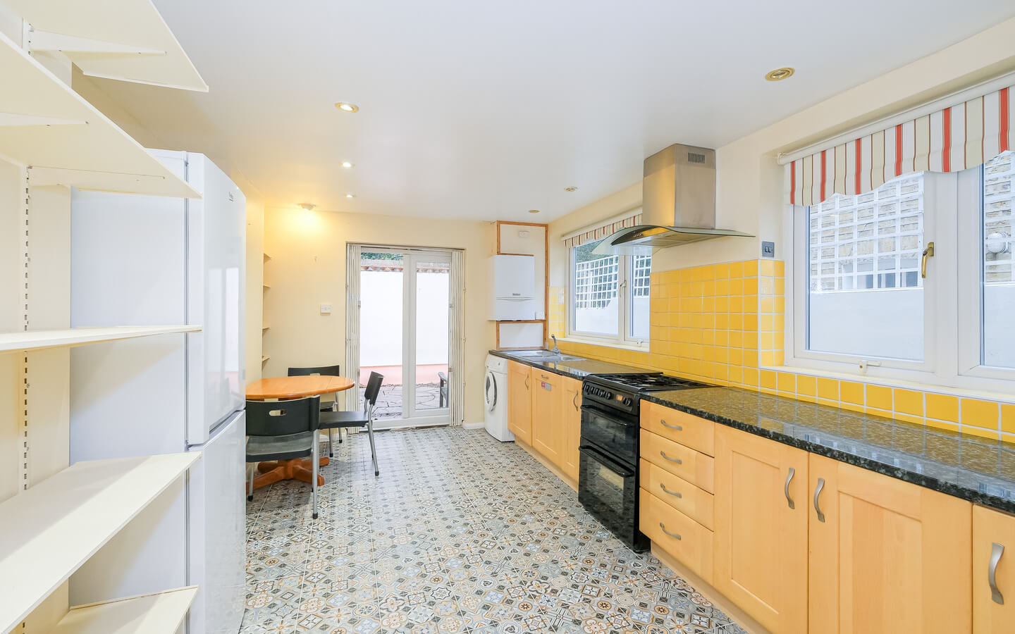 3 Bedroom House For Rent - London - E3