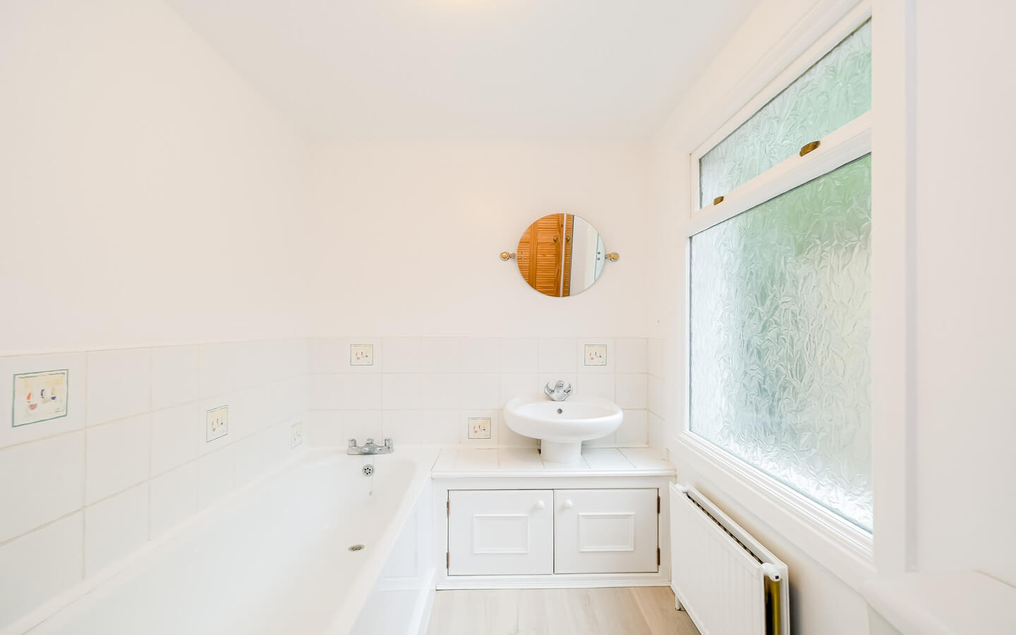 3 Bedroom House For Rent - London - E3