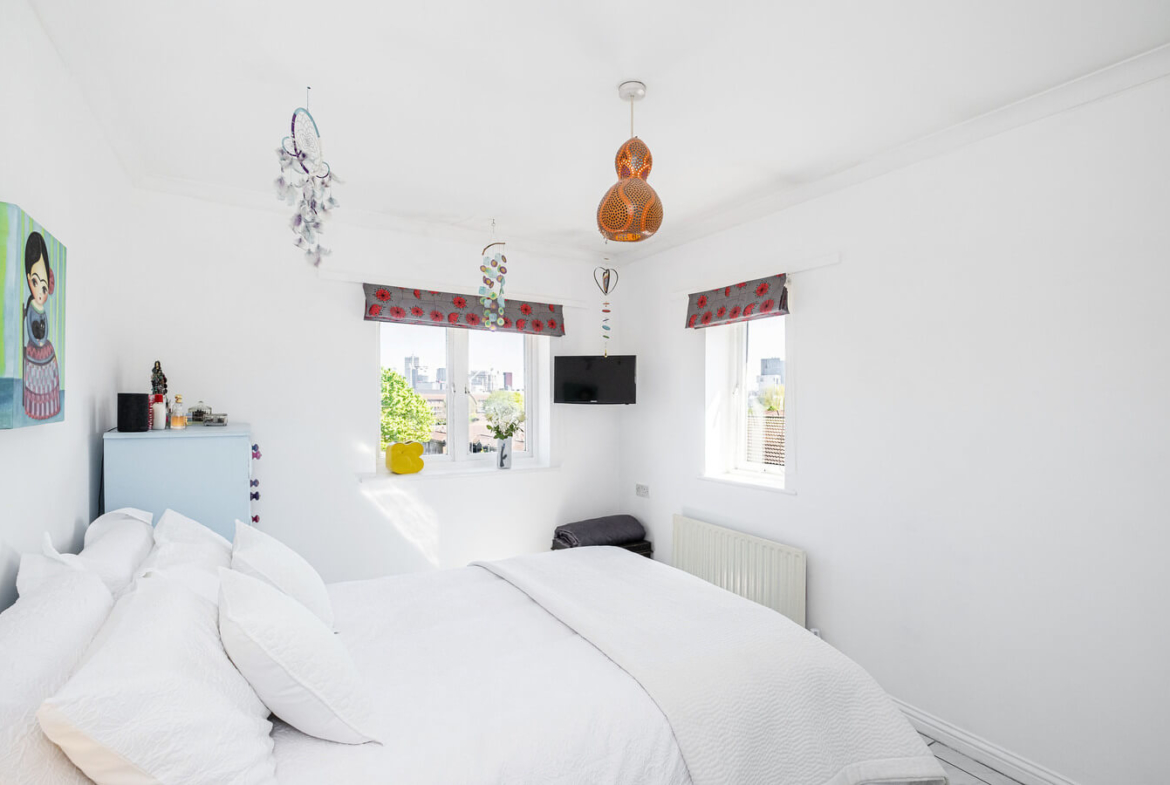 1 Bedroom Flat For Sale - Hackney - London - E9 5HN