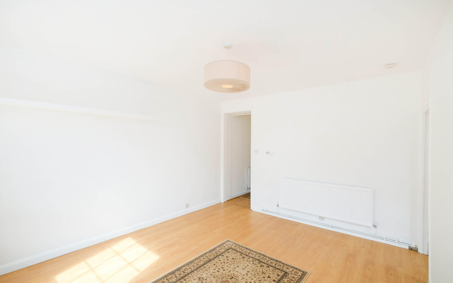 1 bedroom flat for sale in hackney london E9