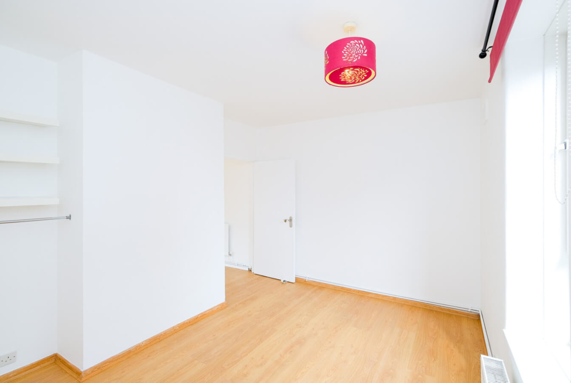 1 bedroom flat for sale in hackney london E9