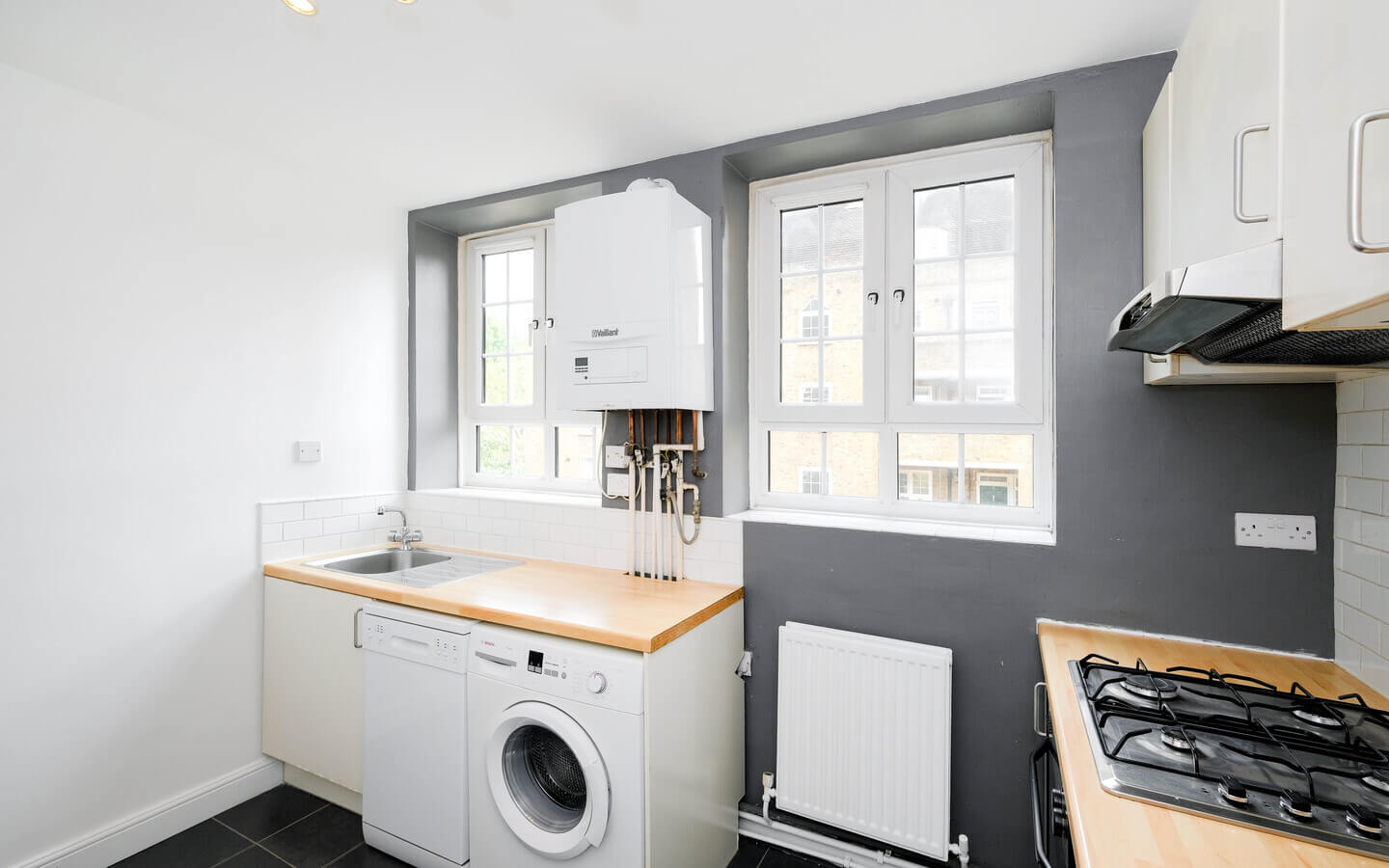 1 bedroom flat for sale in hackney london E9