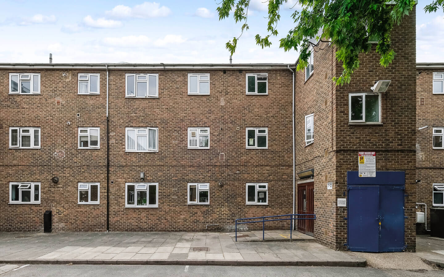2 Bedroom Flat For Rent E2 Hackney London