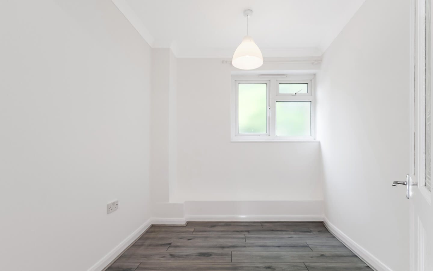2 Bedroom Flat For Rent E2 Hackney London