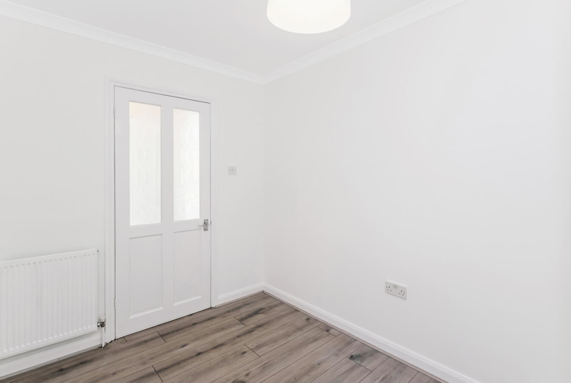 2 Bedroom Flat For Rent E2 Hackney London