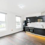 3 Bedroom Flat For Rent in Hackney London E9 7HD