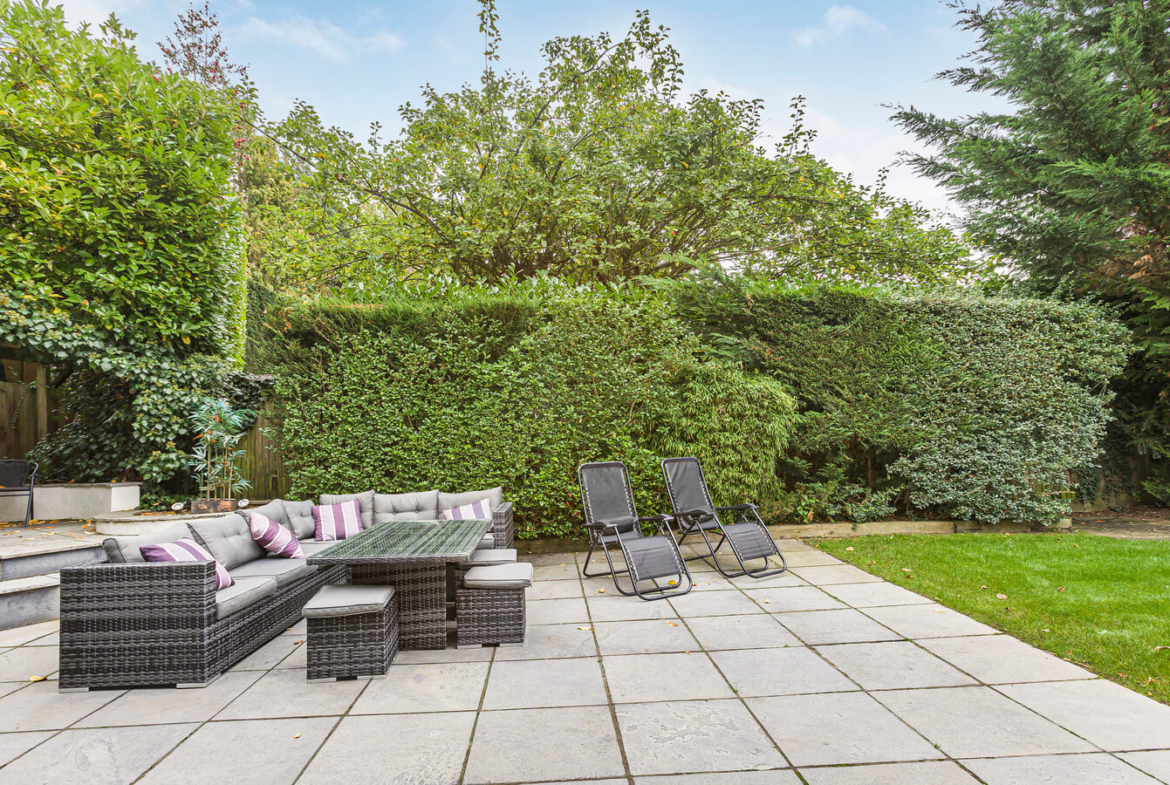 5 Bedroom House For Sale